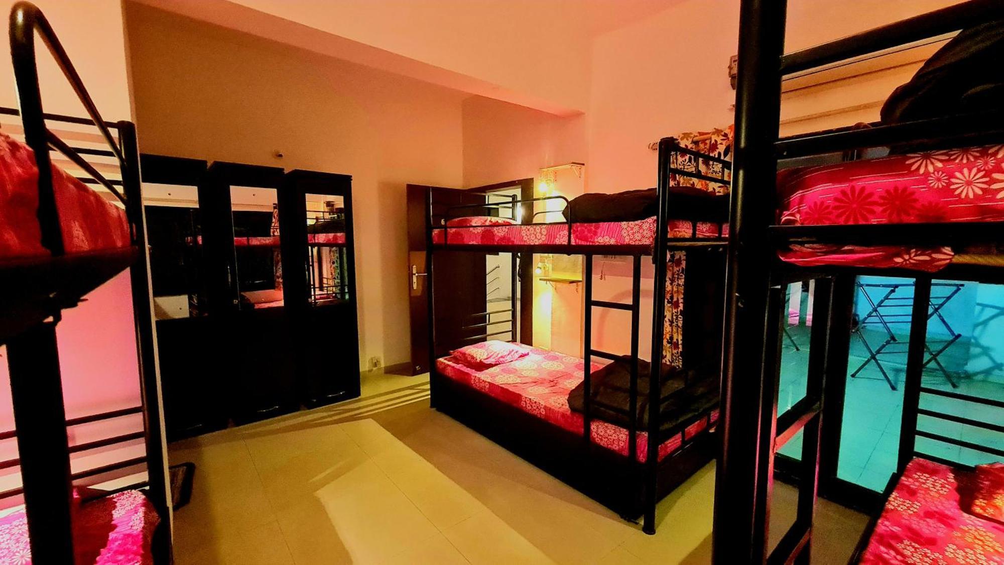 Lifespace- Spacious Hostel In A Luxurious Villa Púna Exteriér fotografie