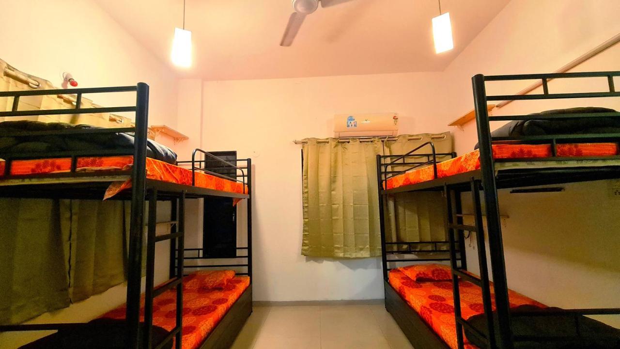 Lifespace- Spacious Hostel In A Luxurious Villa Púna Exteriér fotografie